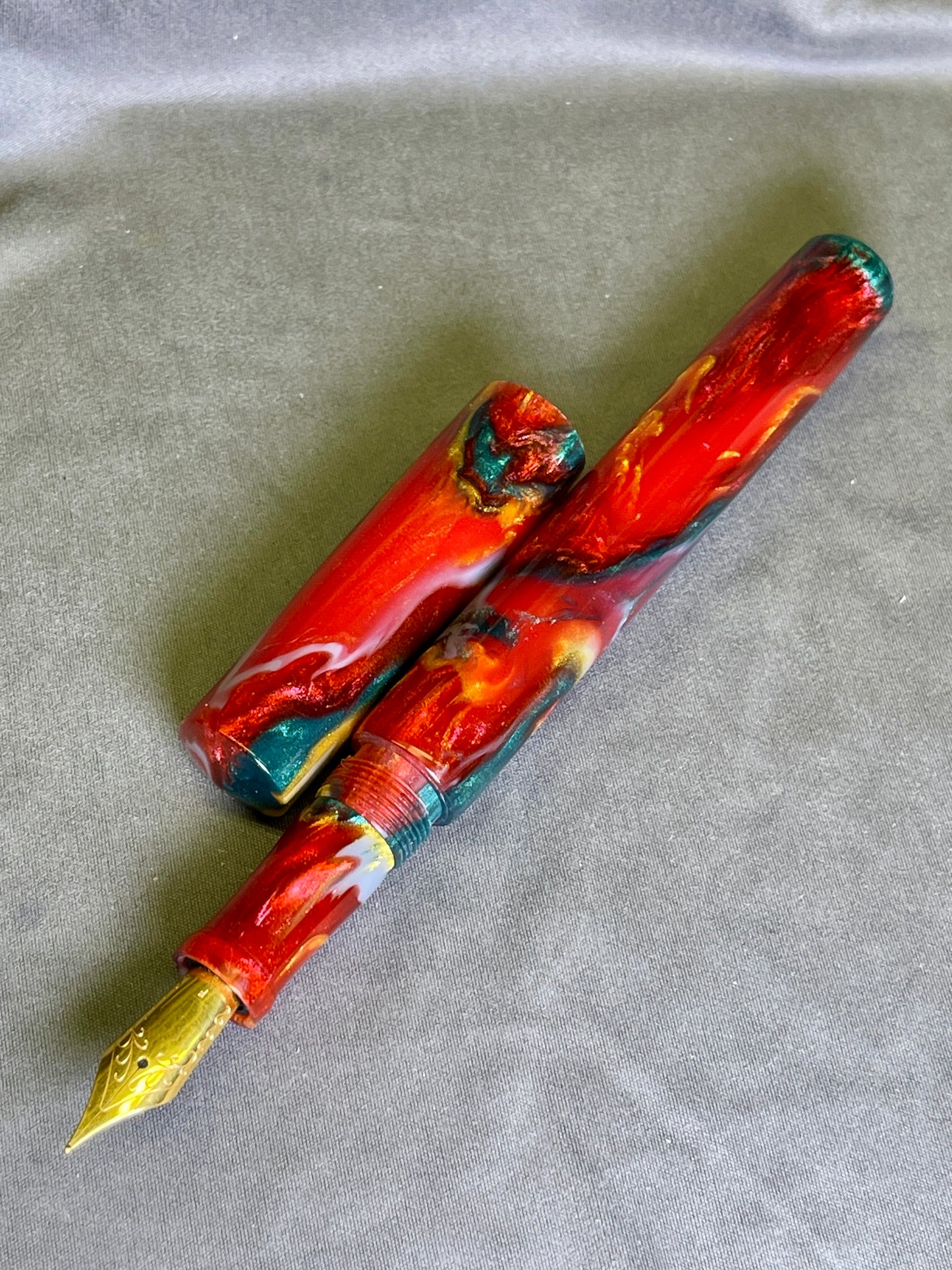 Elf on a Shelf Fountain Pen