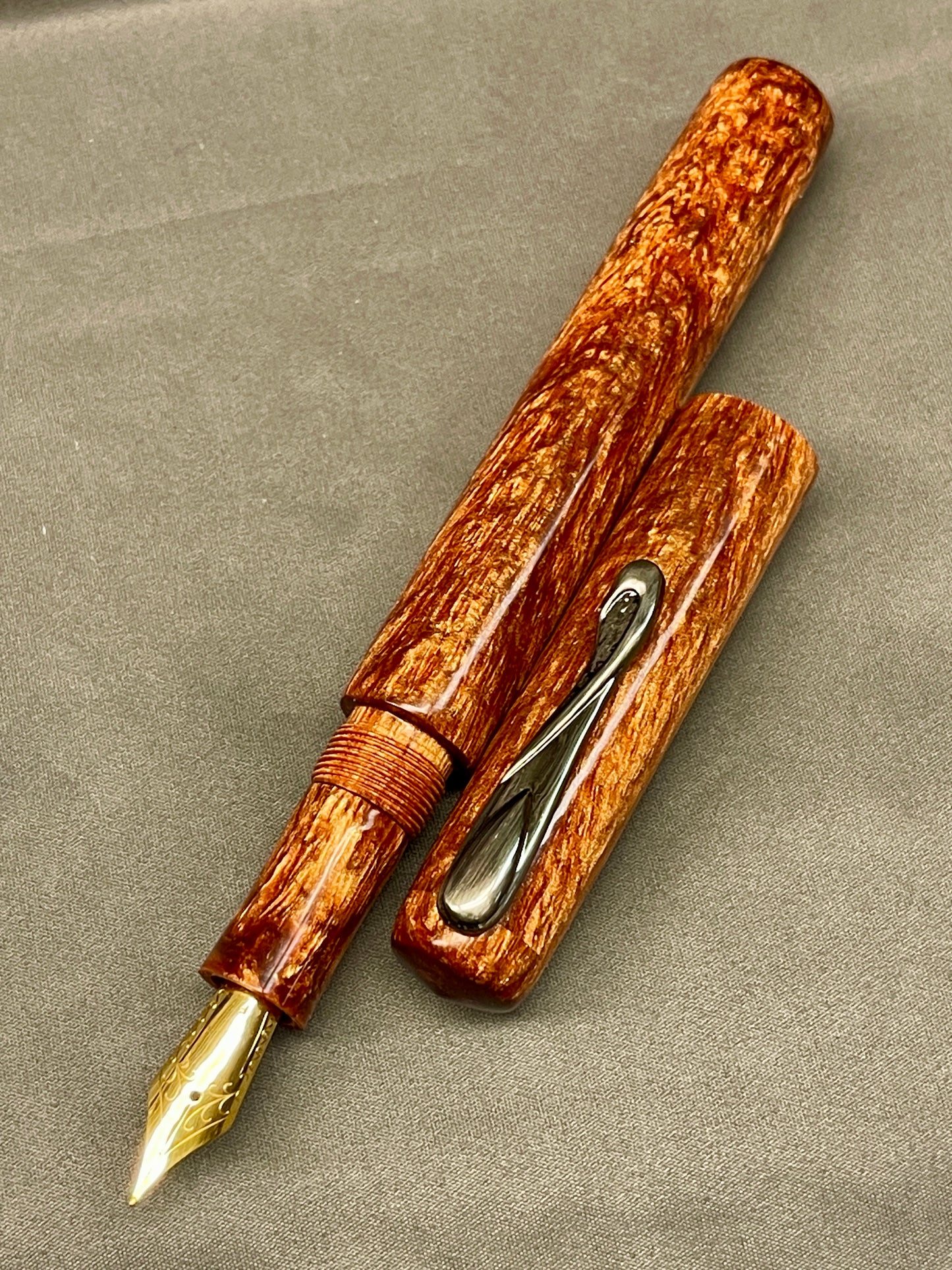 Z - Antique Bronze Pearl Pen with clip