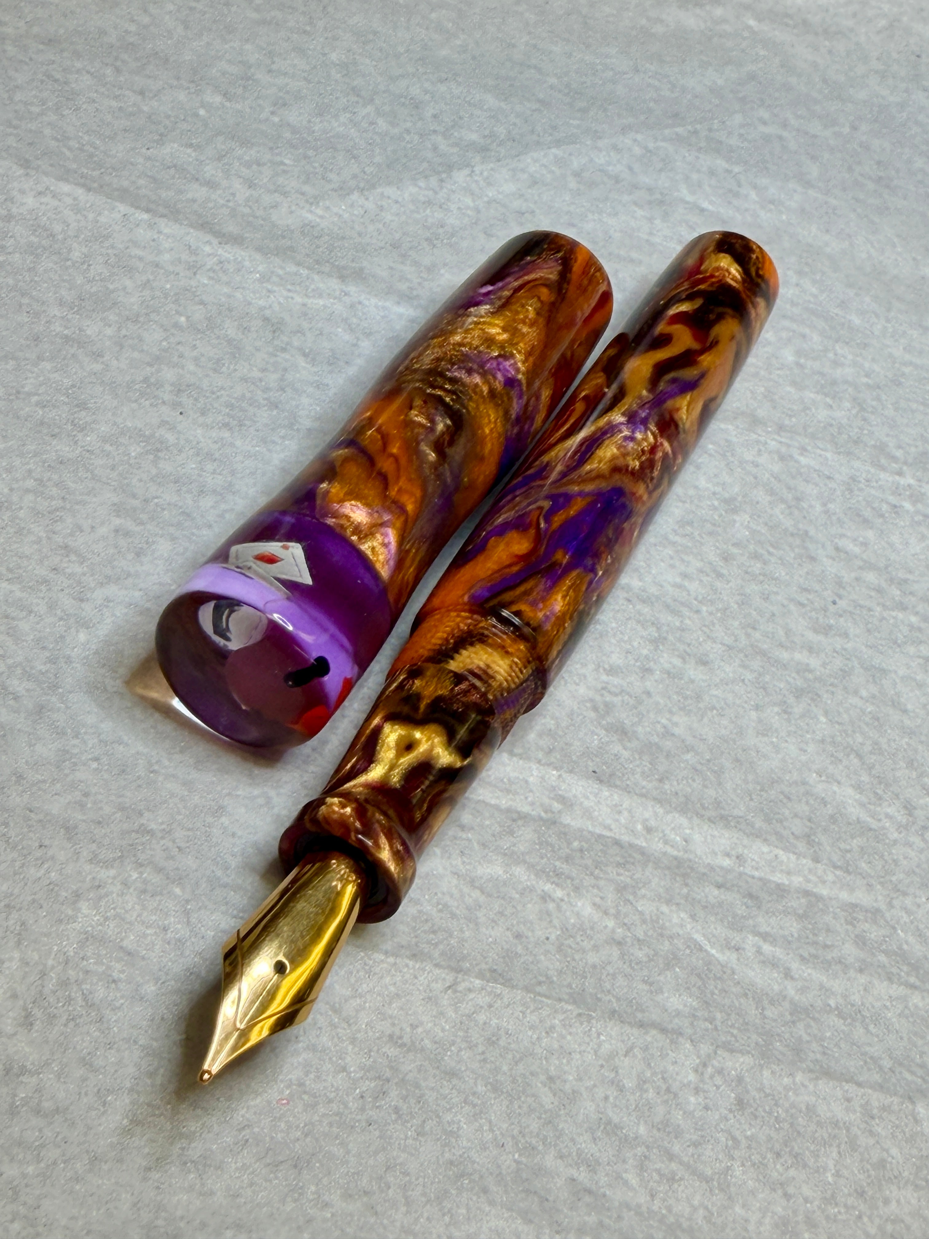Viva Las Vegas Duck Alpha Fountain Pen