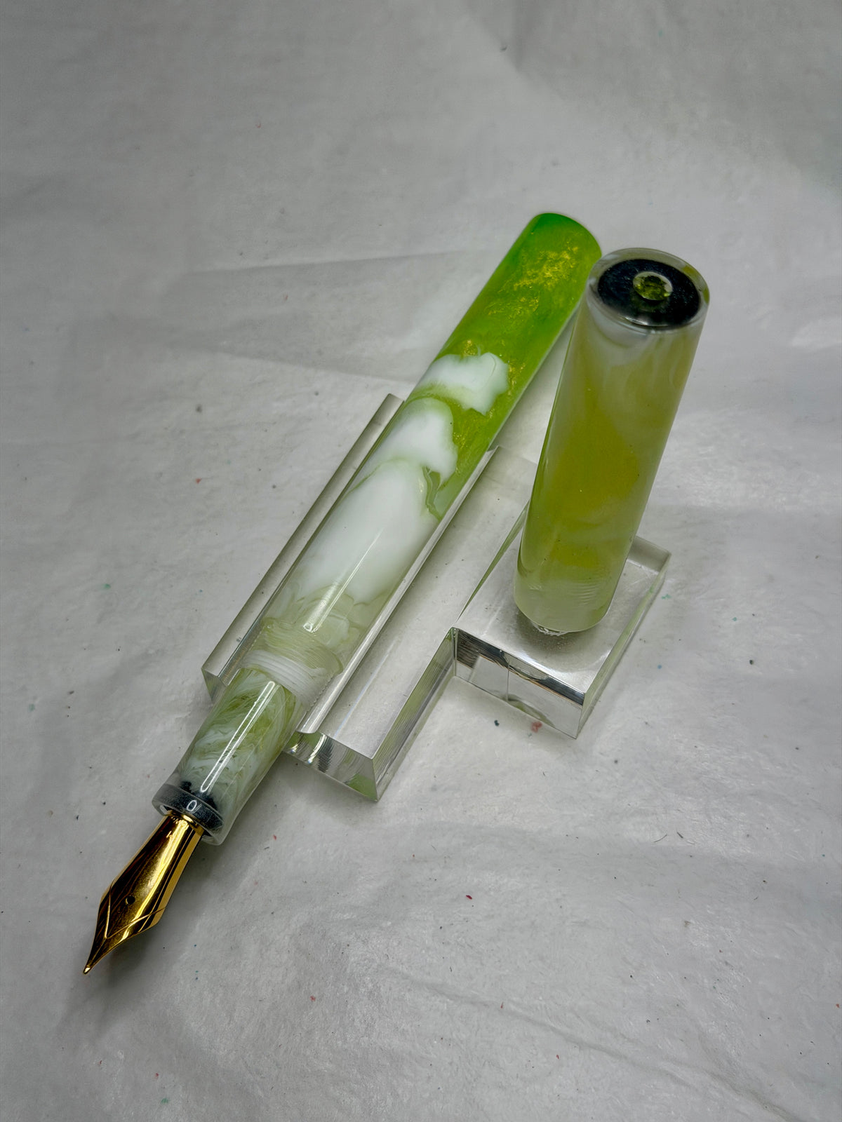 Peridot Alpha Fountain Pen with finial - CM