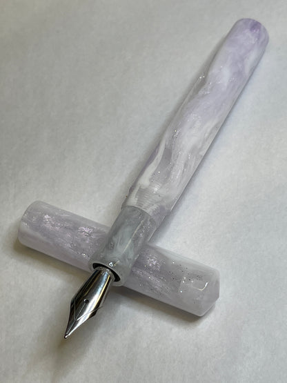 Ghost Lilac Fountain Pen