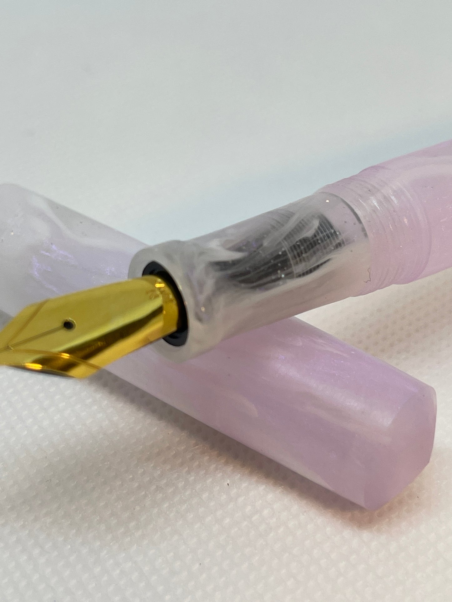 Ghost Lilac Fountain Pen