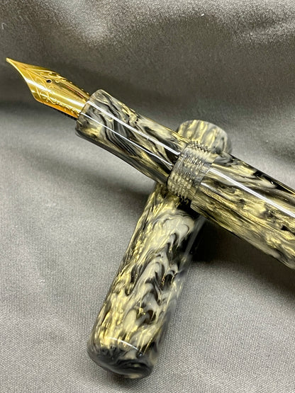 Z - Gold Abalone Pen