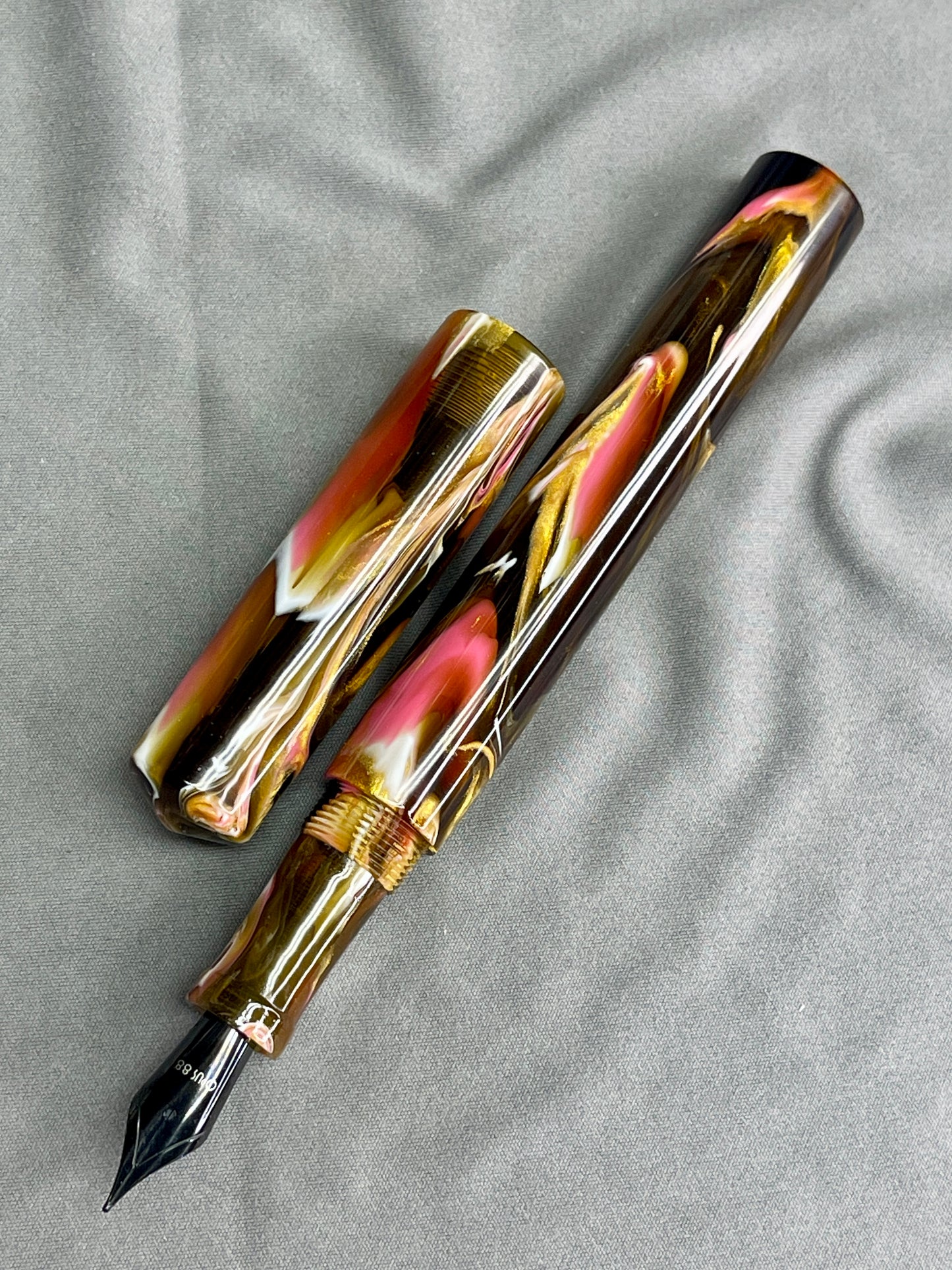 Z - Liquid Luxury Fountain Pen