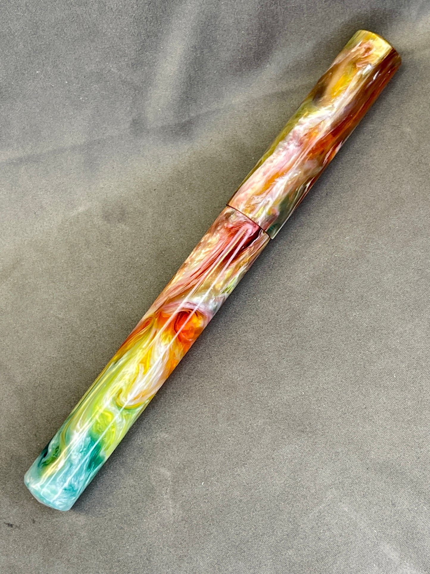 Z - Snow’s First Kiss Fountain Pen