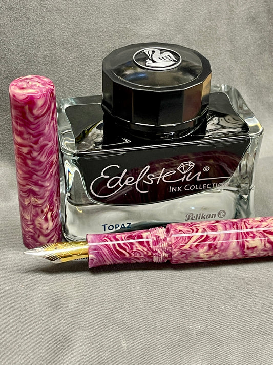 Z - Raspberry Swirl Pen
