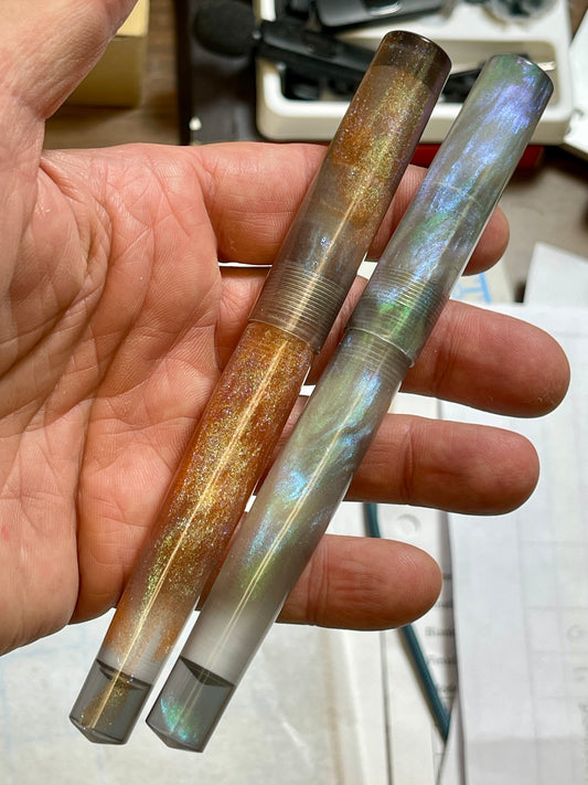 Z - Galaxy Pearl and Spooky Mist Pearl Fountain Pens (Han)