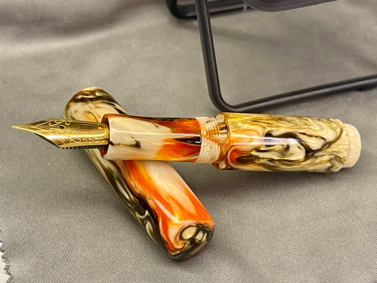 Z - Autumn Abalone Pocket Fountain Pen (Thomas)