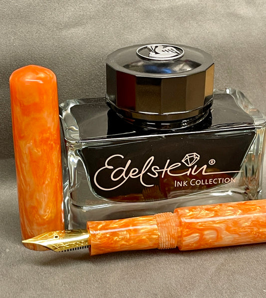 Z - Creamsicle Sunset Pen (Alina)