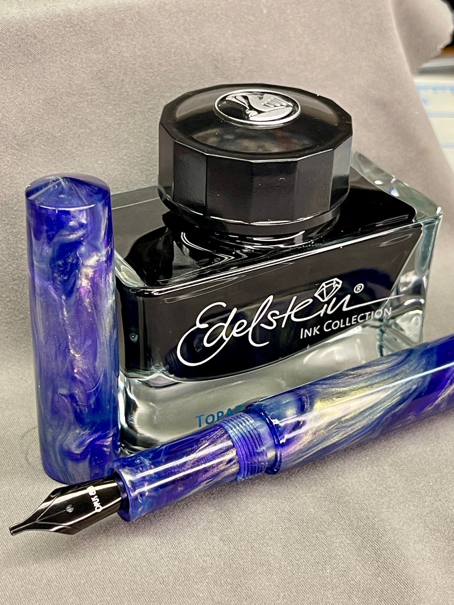 Z - Shaolin Fountain Pen (Diana)
