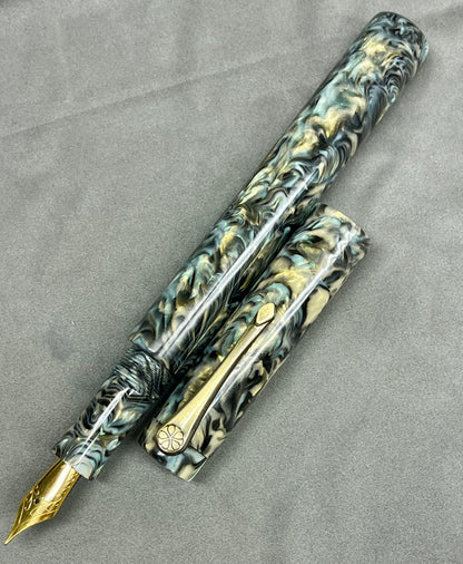 Z - Pieces of Eight Pen with clip (Matt)