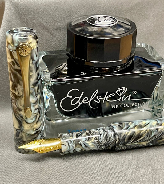 Z - Pieces of Eight Pen with clip (Matt)