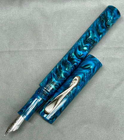 Z - Turquoise Tiger Pen with clip (Bob)