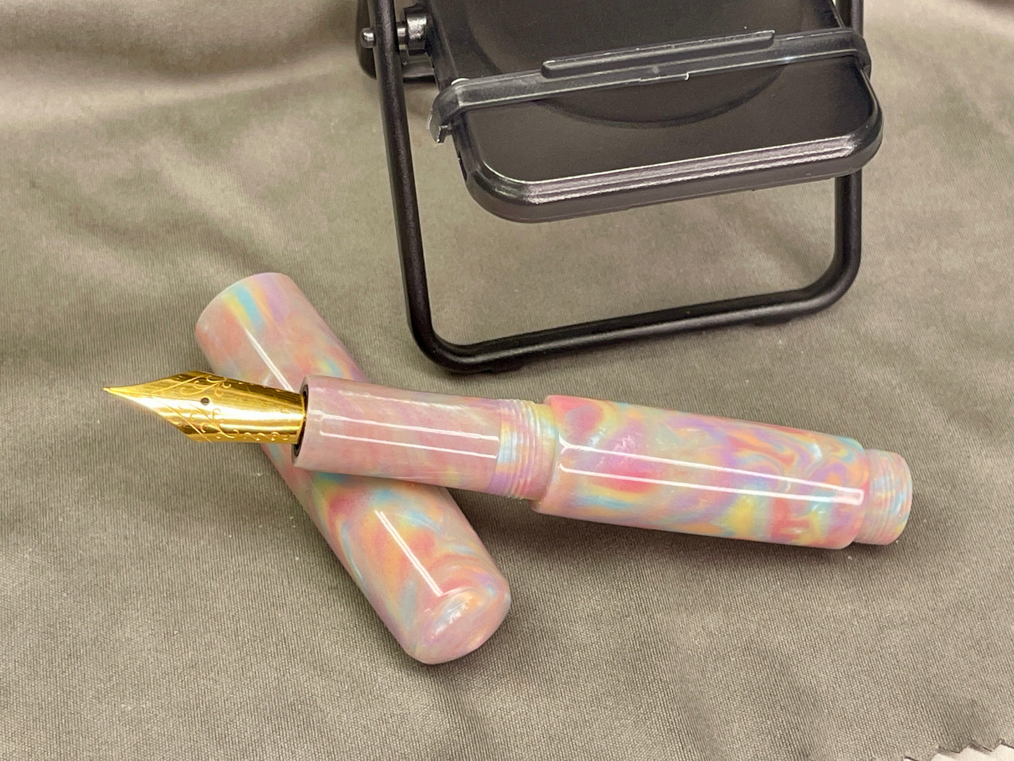 Z - Tie Dye Pocket Fountain Pen