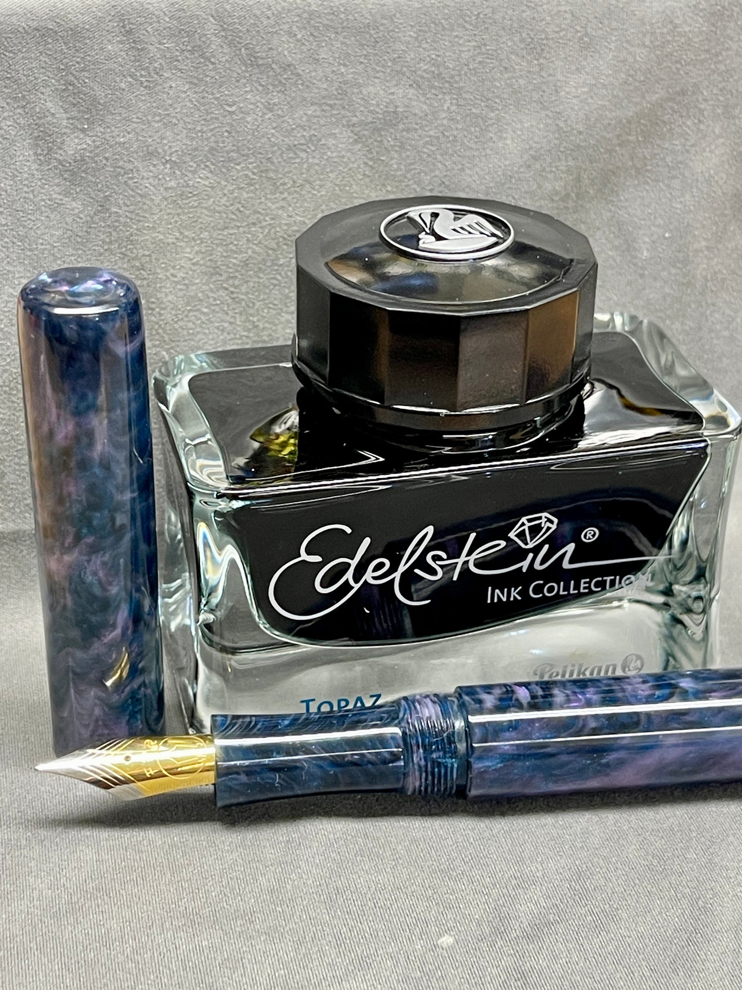 Z - Nebula Skies Pen