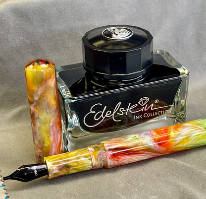 Z - Snow’s First Kiss Fountain Pen