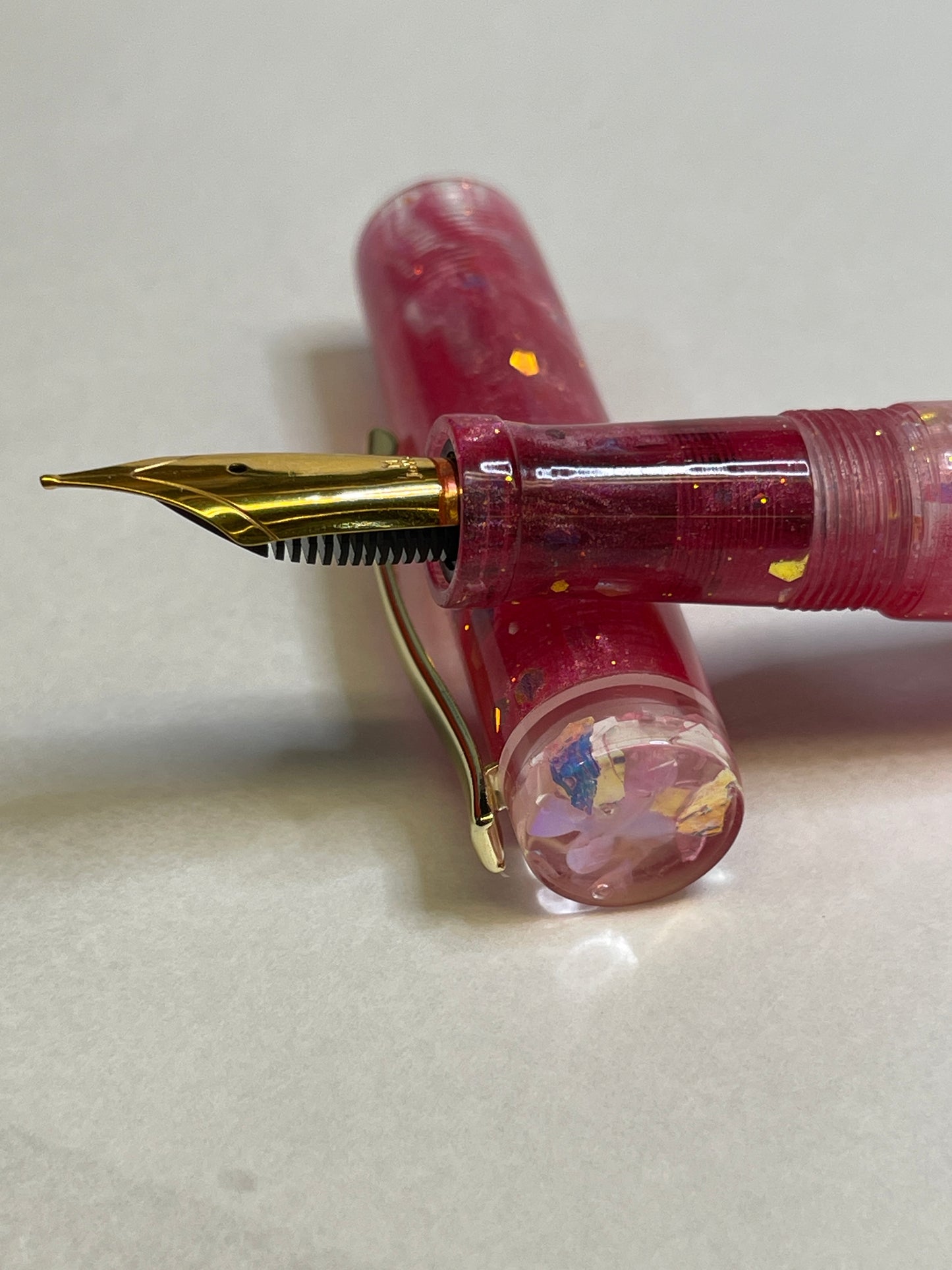 Z - Dirty Shirley Mia Petite Pen (Bonny)