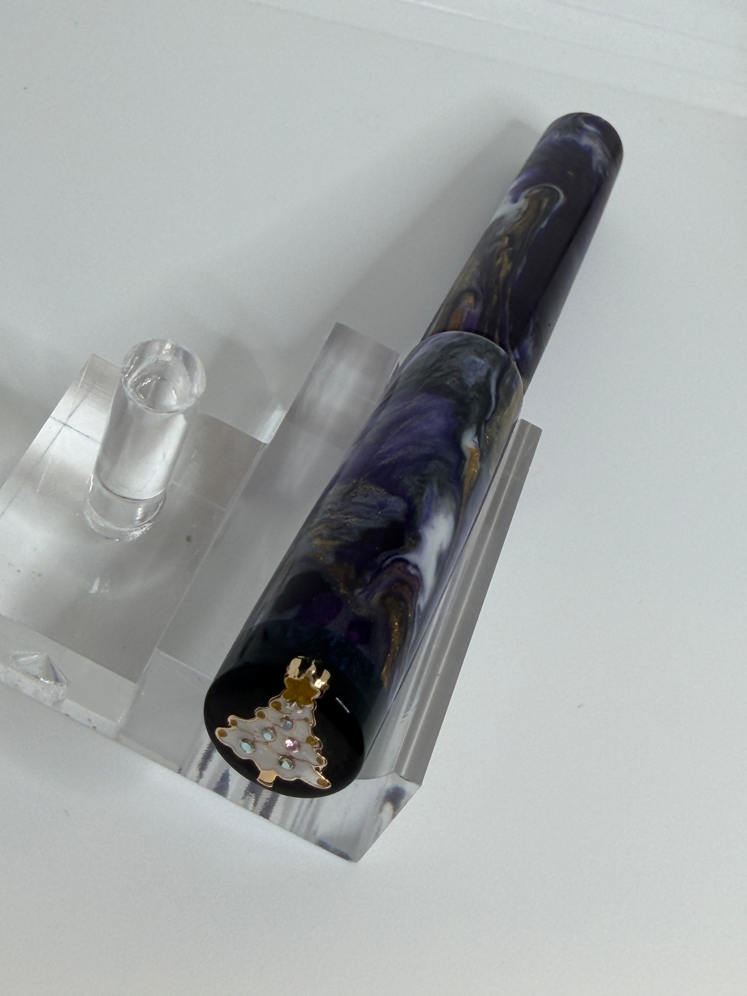 Emperor Christmas Alpha Fountain Pen